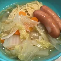 Snapdishの料理写真:白菜のスープパスタ|ゆうじさん