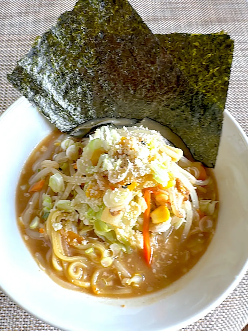 味噌ラーメンw/パルミジャーノ|hiroさん