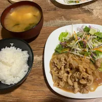 Snapdishの料理写真:豚の生姜焼き| yuka_kashiharaさん