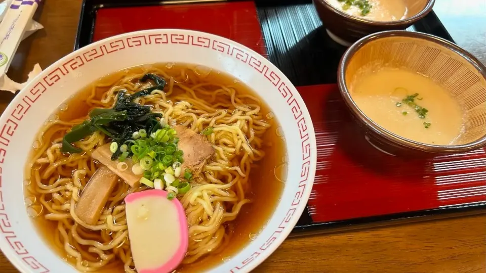 Snapdishの料理写真:山かけラーメン|Morito Kamiyaさん