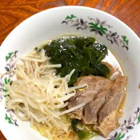 Snapdishの料理写真:自家製チャーシュー麺|くまとらさん