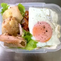 Snapdishの料理写真:残り物弁当🍳|danharuさん