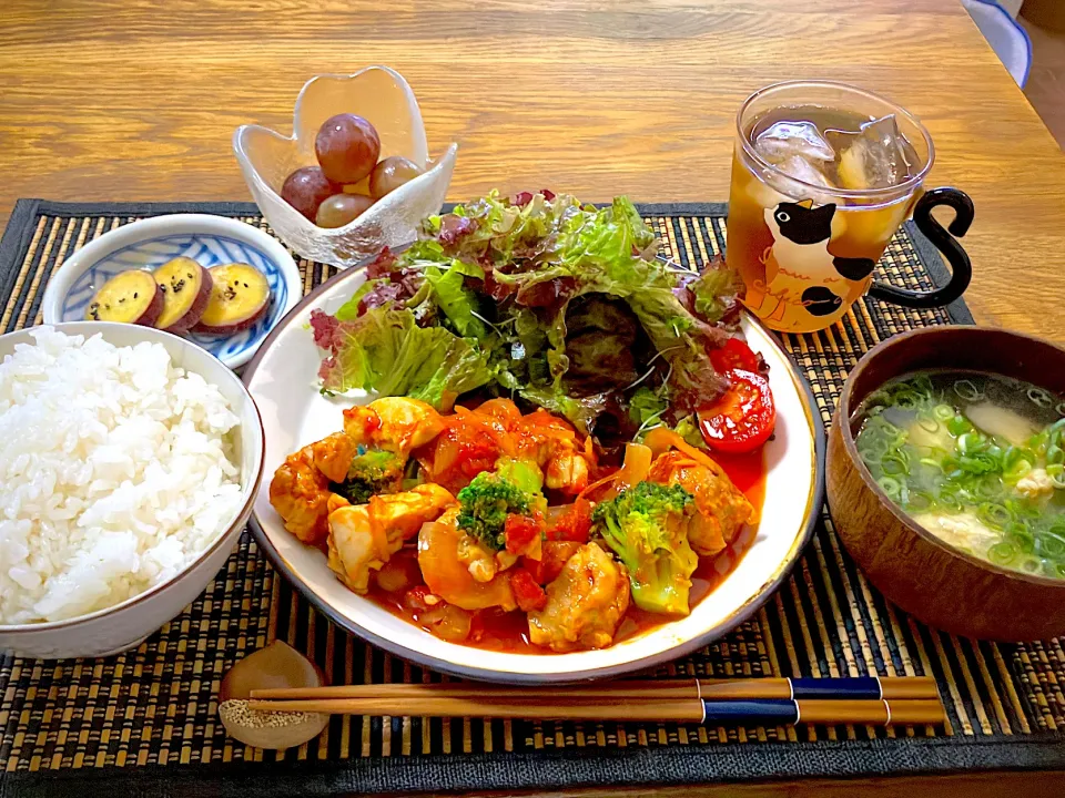 チキンのトマト煮込み|ヒヨリ飯さん