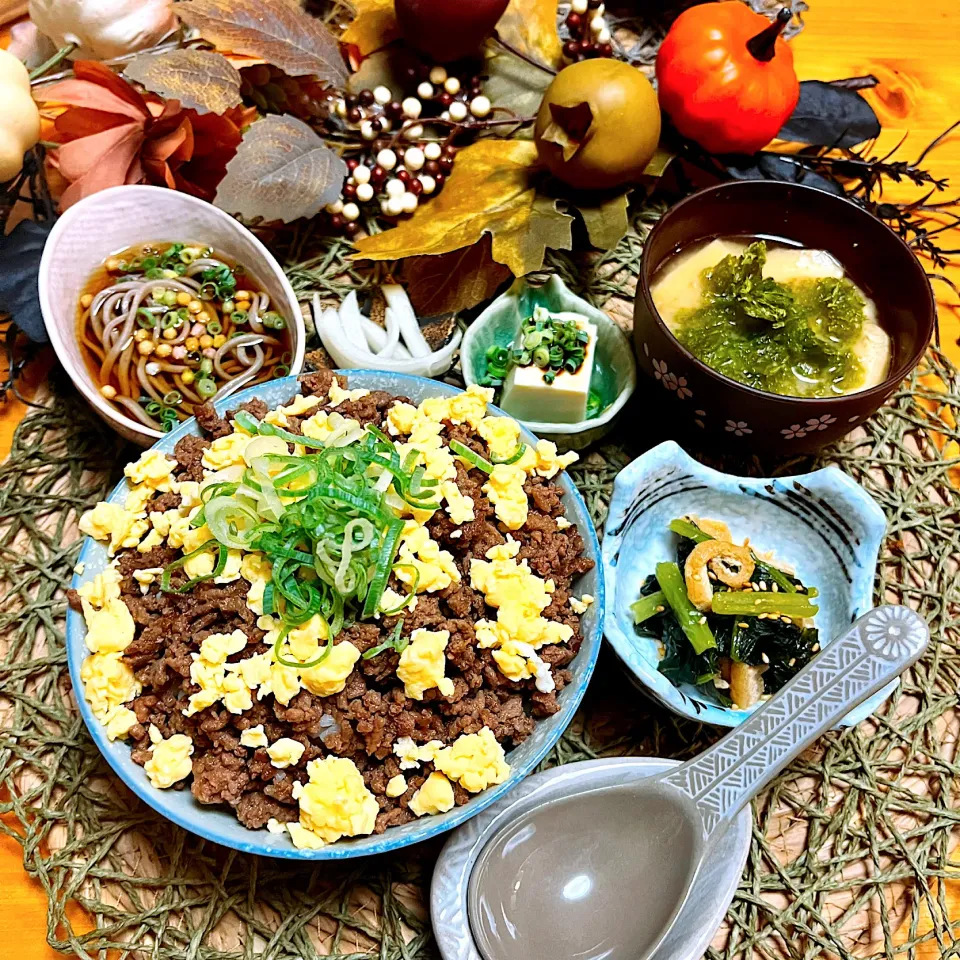 そぼろ丼|さっちびさん