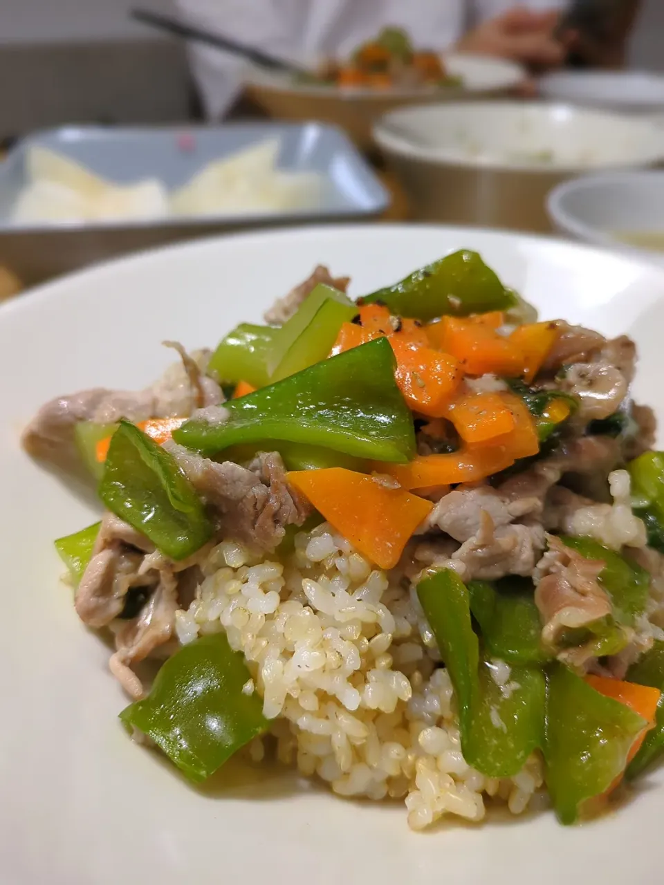 豚こま肉の塩だれ丼|にこりんさん