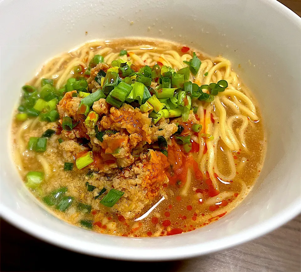 Snapdishの料理写真:餃子の餡を使った担々麺|たぁはいさん