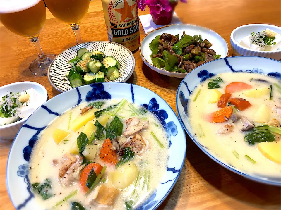 Snapdishの料理写真:鶏もも肉のクリーム煮|じゅんさんさん