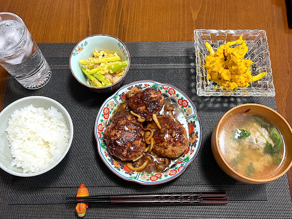 Snapdishの料理写真:#ハンバーグ|SHIORIさん