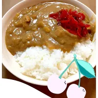 Snapdishの料理写真:🍛カレーライス🍛|KAORUNSHEEPさん