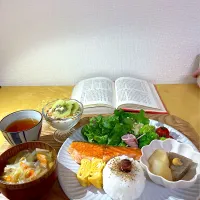 Snapdishの料理写真:朝ごはん和食|みぃみぃさん