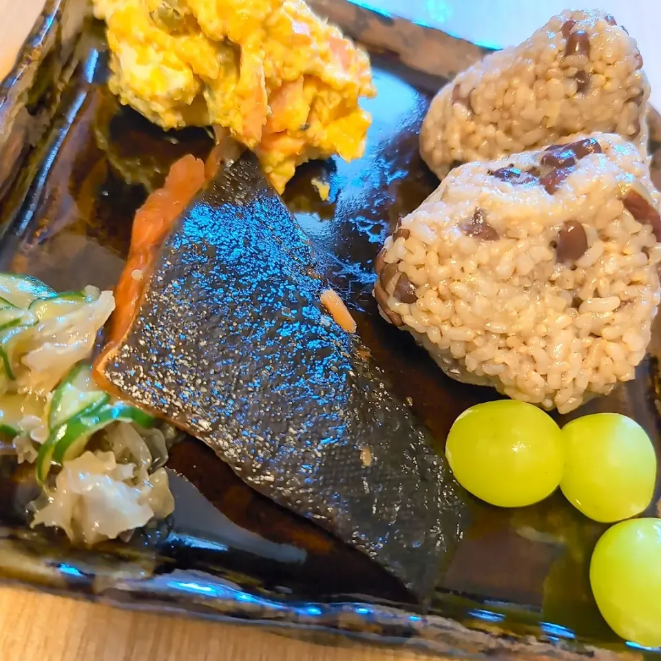 残り物ばかりのワンプレートご飯🍙|チョコさん