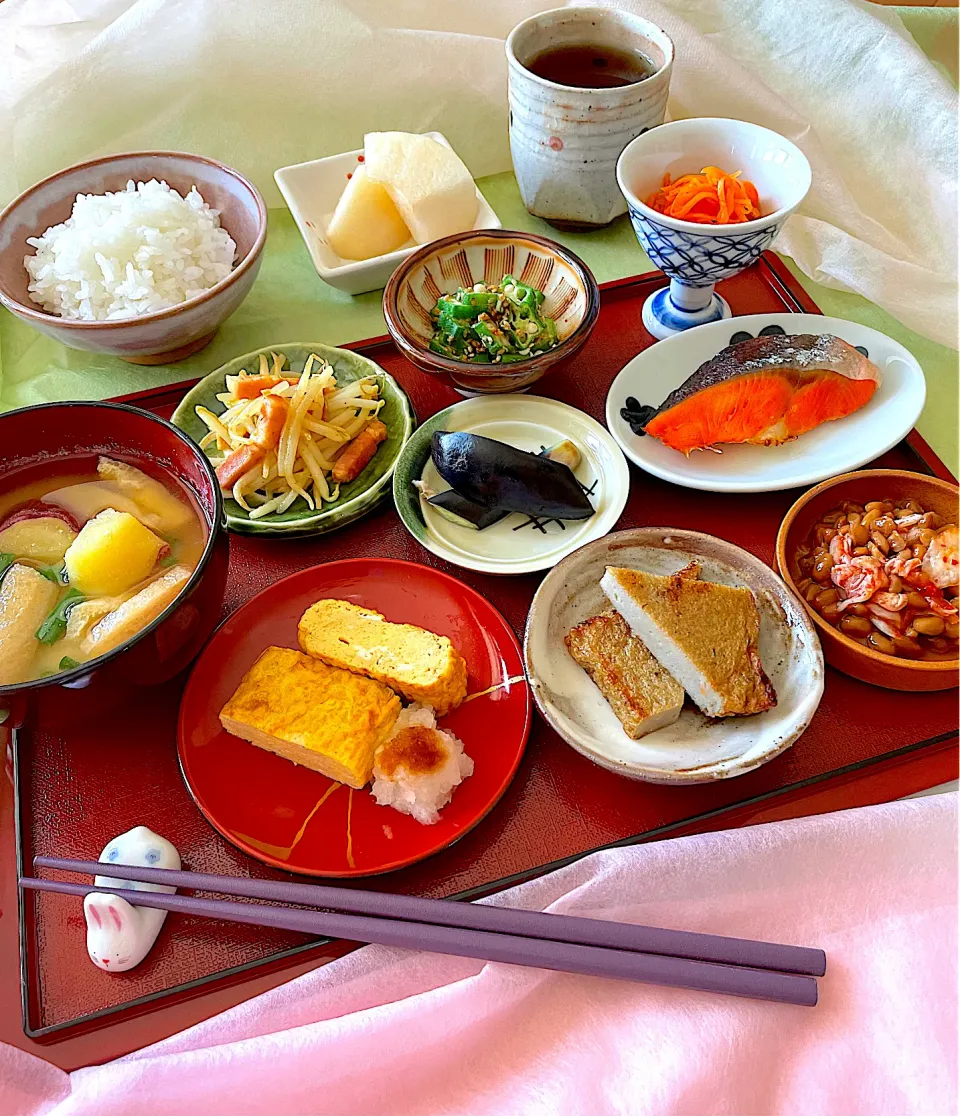 Snapdishの料理写真:サミカさんの料理 朝ごはん🥢|サミカさん