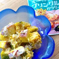 Snapdishの料理写真:さつまいもとかぼちゃのマヨプリンクルサラダ|kyoroさん