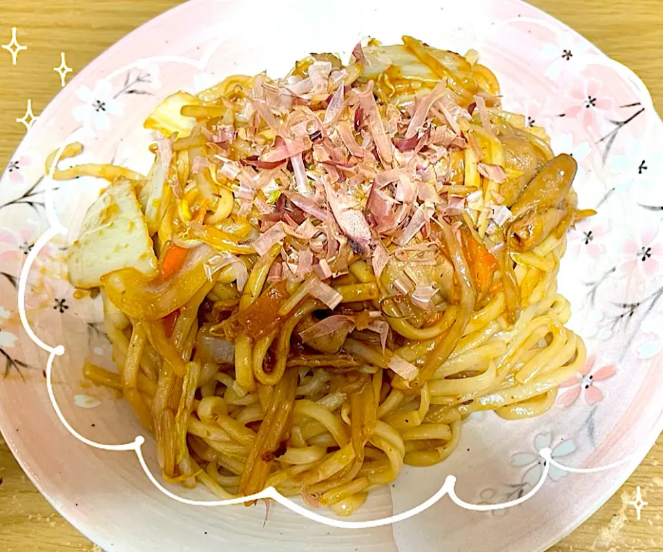 こてっちゃん入り焼きうどん‼️|miiina・＊・さん