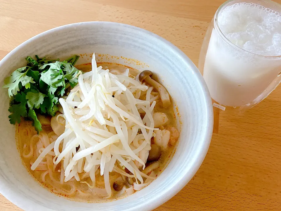 Snapdishの料理写真:トムヤムラーメン|さこてんさん