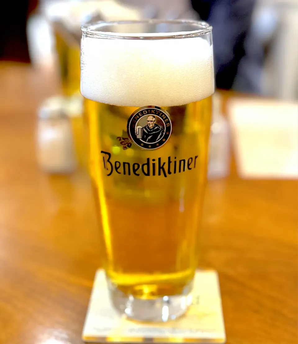 ドイツビール🍺🇩🇪|流線形さん