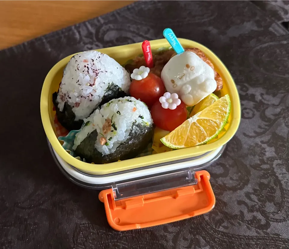 Snapdishの料理写真:ムスメ弁当|csigapogiさん