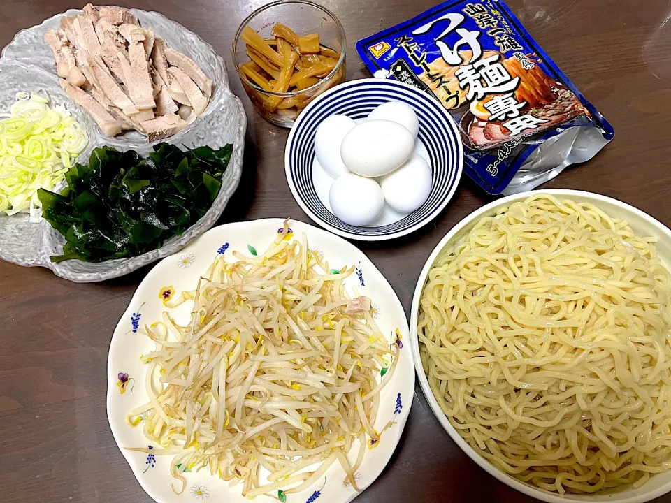 つけ麺🍜 濃厚魚介醤油味|ちゃっぴ〜さん