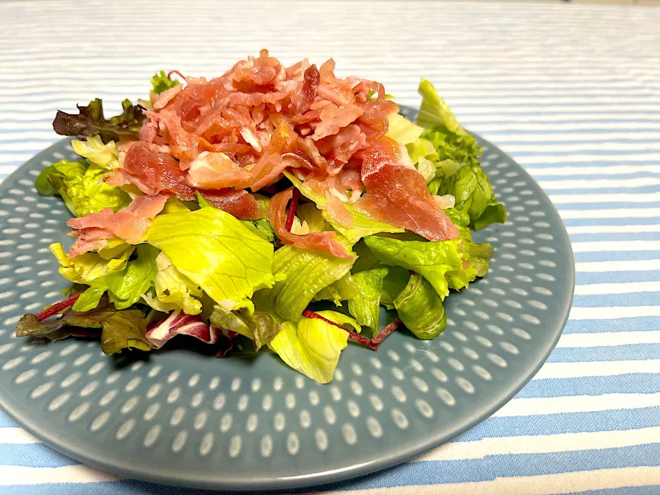 生ハムサラダ🥗|もふもふさん