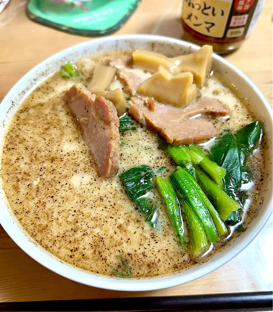 おうちで熊本豚骨ラーメン-黒亭-|horipiさん