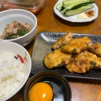 Snapdishの料理写真:鶏つくねでお夕飯|さんだーさん