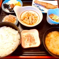 Snapdishの料理写真:大塚温泉「金井旅館」の朝食(初日)|Go Satoさん