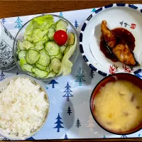 Snapdishの料理写真:ブリの照り焼き|マースさん