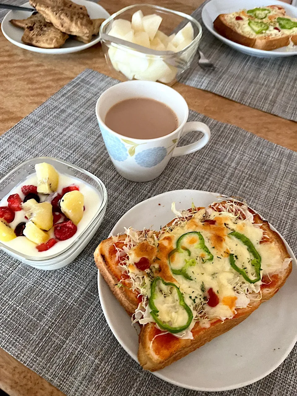 ピザトーストの朝食|Sakikoさん