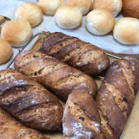 秋の焼き菓子とパン　栗、ナッツ|かぜるさん