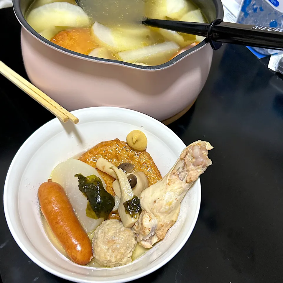 おでんの出汁でおでん風😋仕上げにサリ麺|すかラインさん