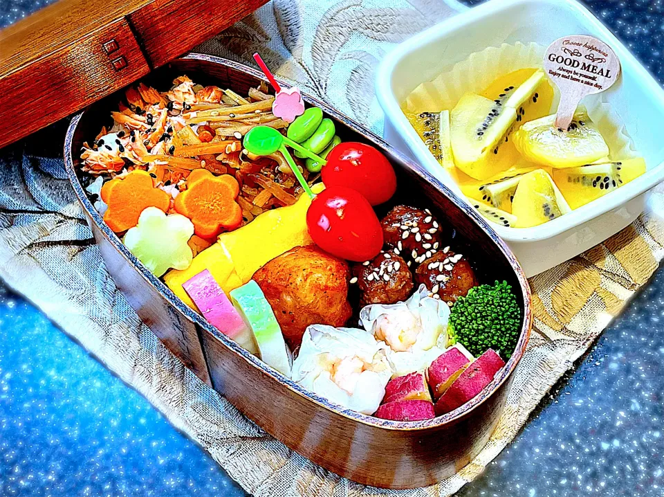 Snapdishの料理写真:息子のお弁当|Flowerさん