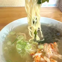 Snapdishの料理写真:カニラーメン　大八食堂in根室|Nobuko  Kawanishiさん