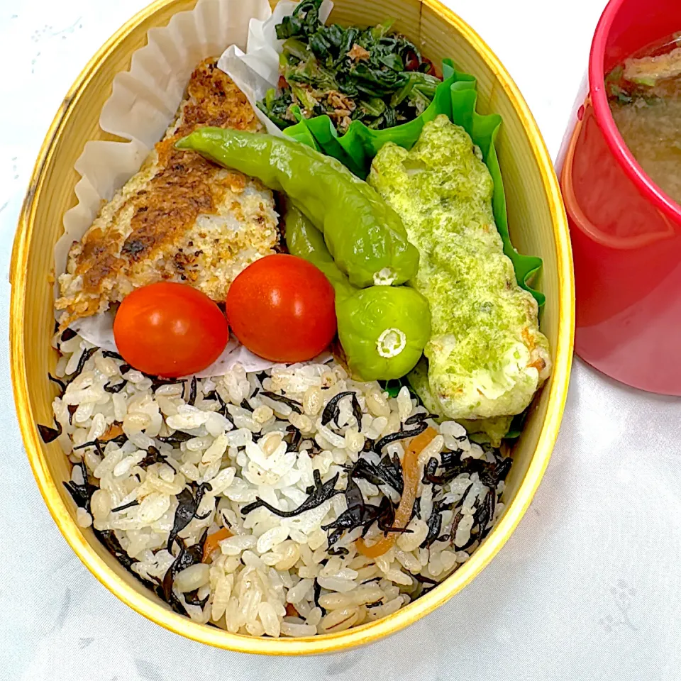 鯵のパン粉焼きとひじきご飯弁当|ゆっきーさん