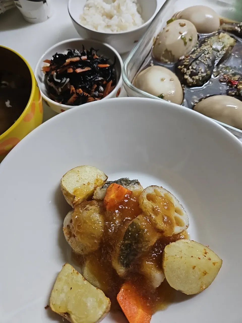 ☆夕飯☆タラと野菜みぞれあんかけ、麻薬卵&茄子、ひじき煮物、すまし汁、ごはん、|ｼｮｺﾗさん