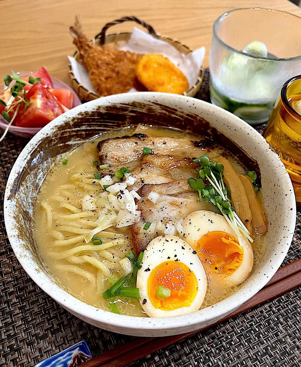 醤油豚骨ラーメン|ラゴさん。さん