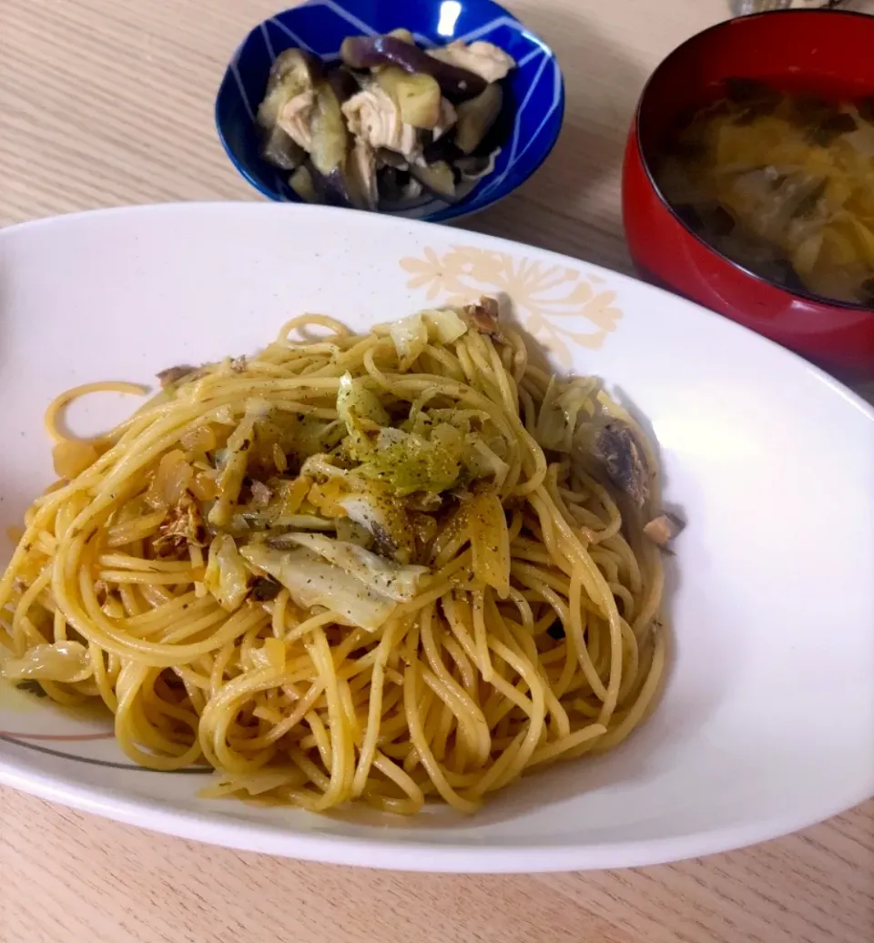 サバ缶とキャベツのスパゲティ、ささみとなすの柚子胡椒和え|ちゃいさん