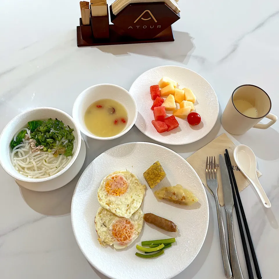 Breakfast in atour hotel|skyblueさん