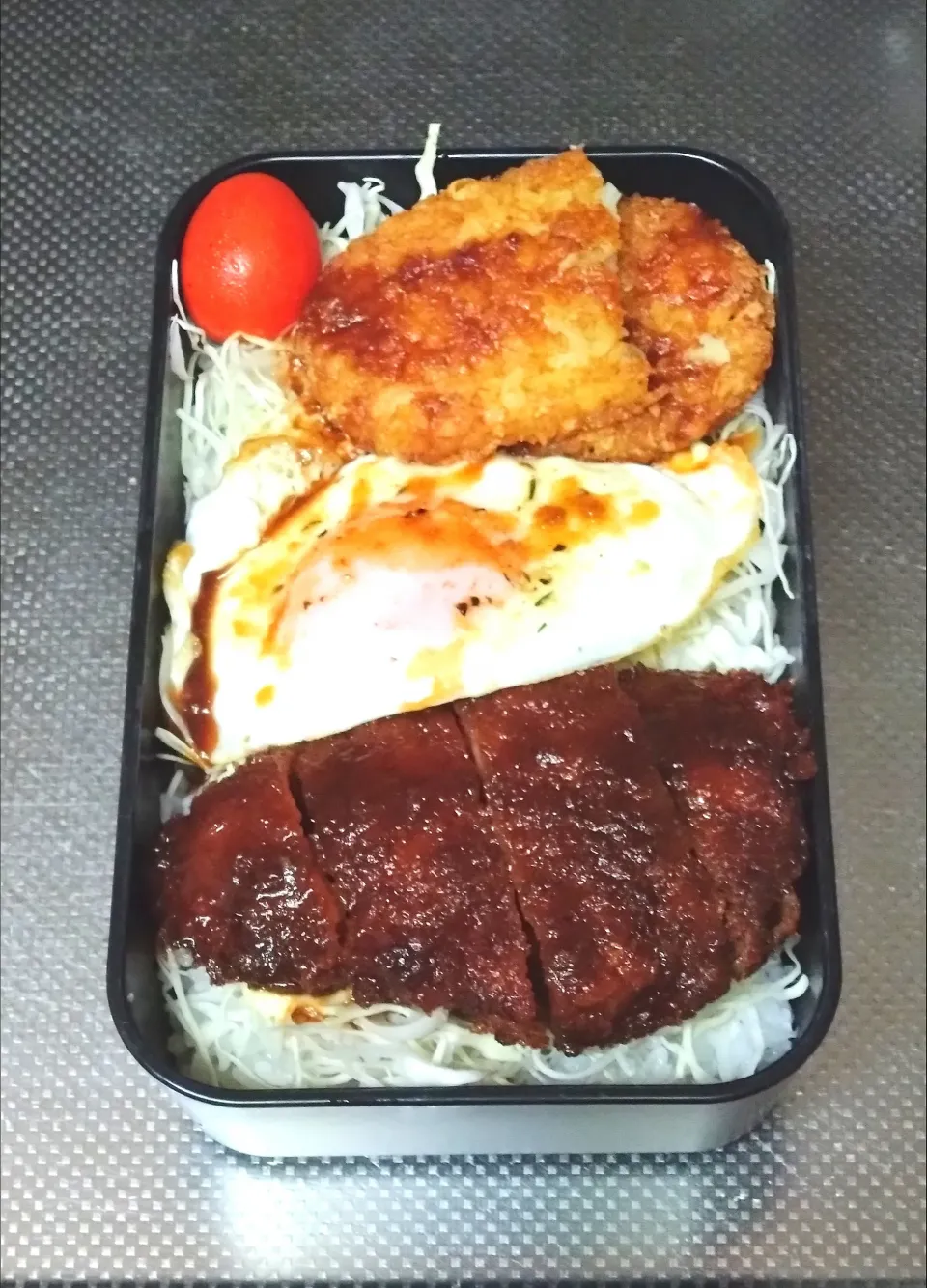 ソースかつ丼弁当|黒川克博さん