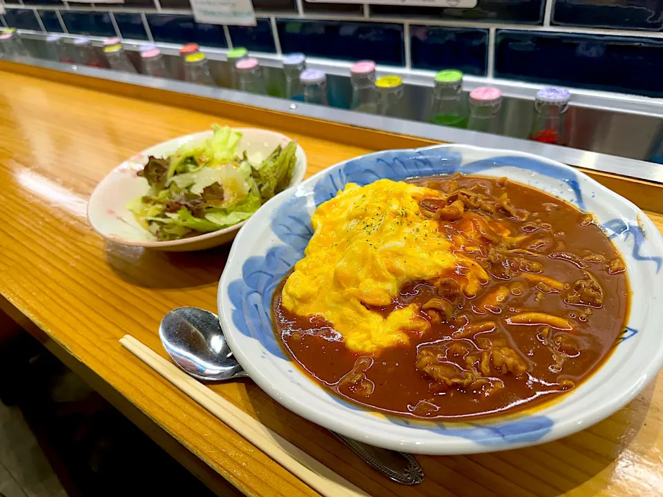 しめじと牛バラのデミオムライス|こっこちゃん🐣さん