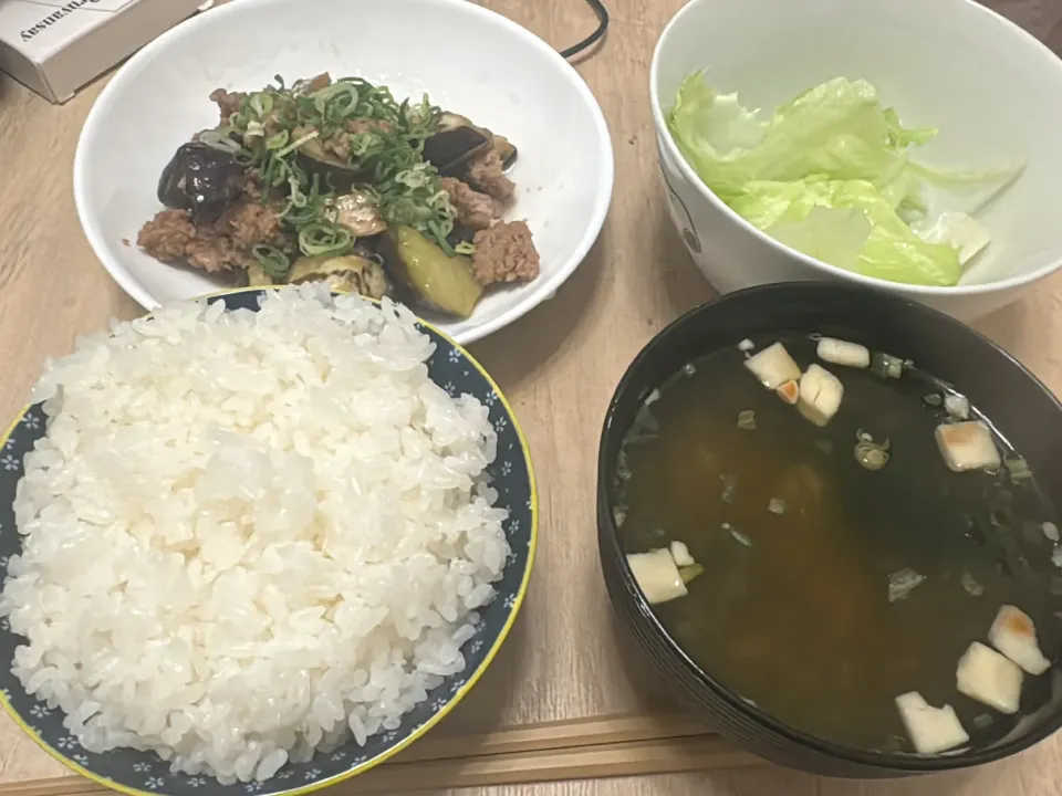 Snapdishの料理写真:なすとひき肉|いおさん