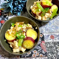 Snapdishの料理写真:鶏ひき肉とさつまいもの甘煮🍠