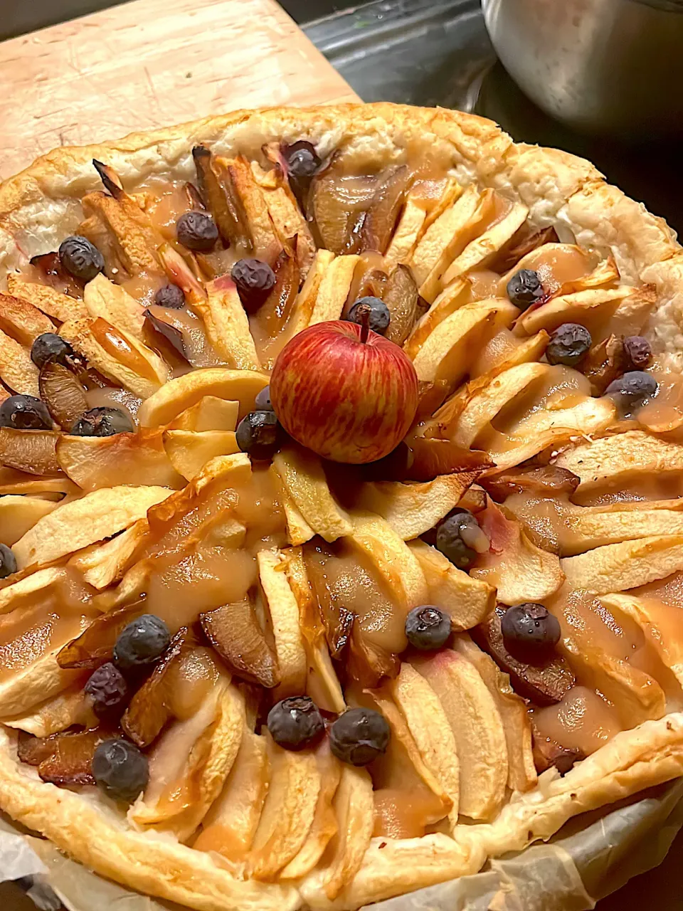 Snapdishの料理写真:TARTE AUX POMMES AUTOMNE #appurupai #アップルパイ|LNAさん