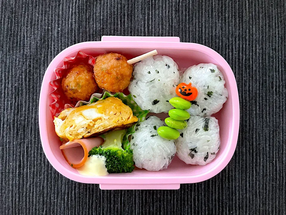 幼稚園のお弁当🍙|みーぬさん