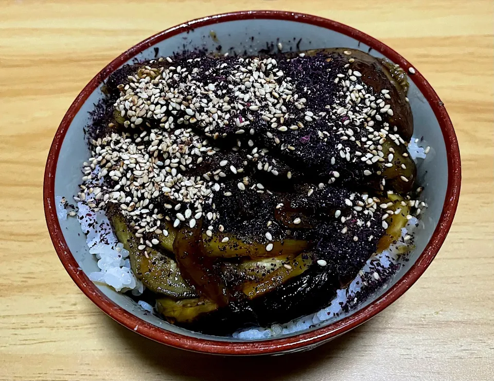 茄子の蒲焼丼|料理好きなじいさまさん