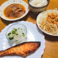 Snapdishの料理写真:本日(2024.10.03)のお夕飯♪|marikuruさん