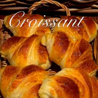 Snapdishの料理写真:✴︎クロワッサン✴︎ 🇫🇷Croissant🥐|vaniitanさん