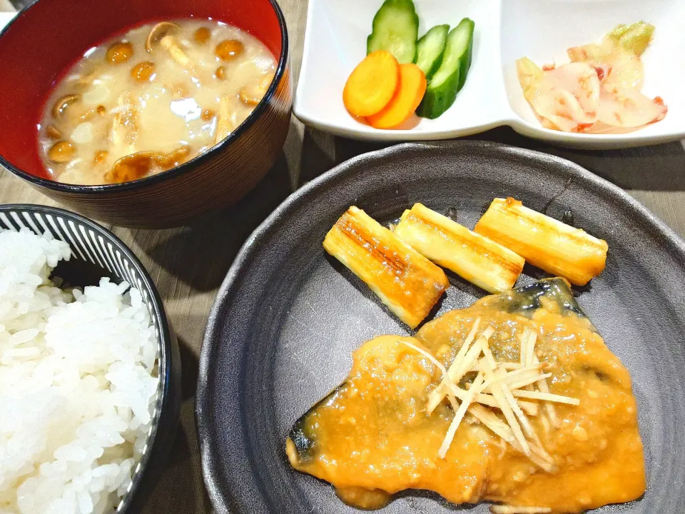 鯖味噌煮定食|伊藤央さん