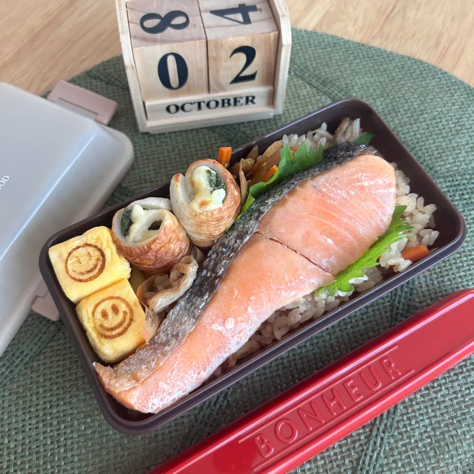 かやくご飯の鮭弁当|tokkoさん