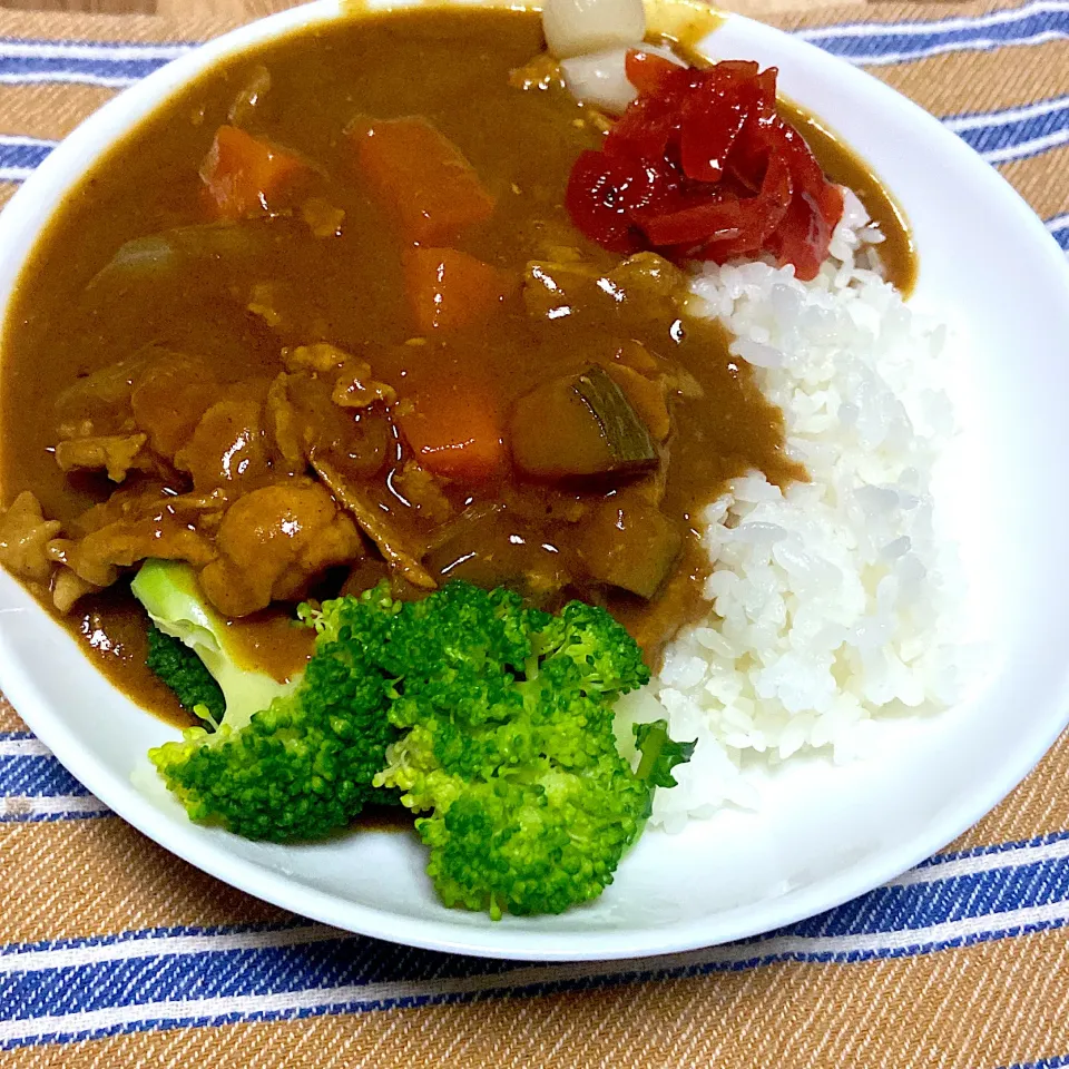 今月も息子作のカレーライス🍛|renharuruさん