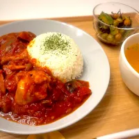 チキンのトマト煮込みとアボカドとひじきの柚子胡椒サラダ|じゃんさん